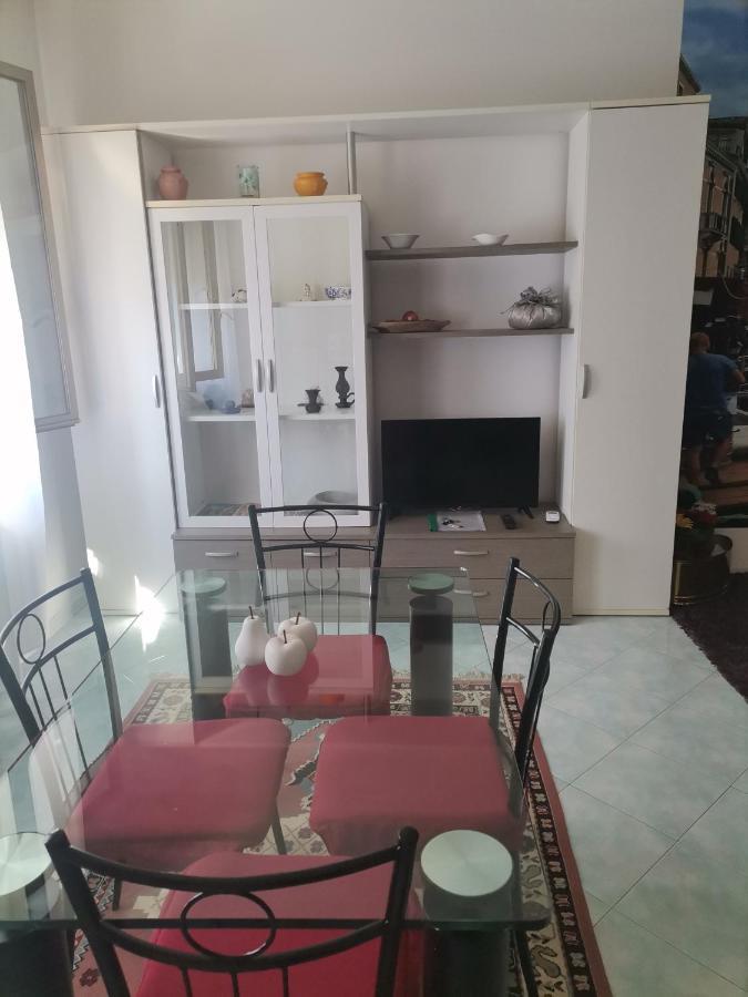 Apartament Zsuzsa Lak Mestre Zewnętrze zdjęcie