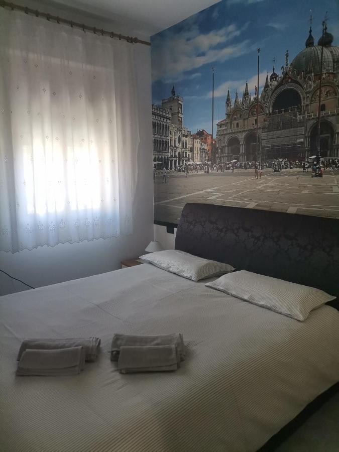 Apartament Zsuzsa Lak Mestre Zewnętrze zdjęcie